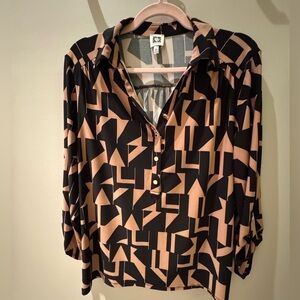Anne Klein Black and Tan Geometric Blouse